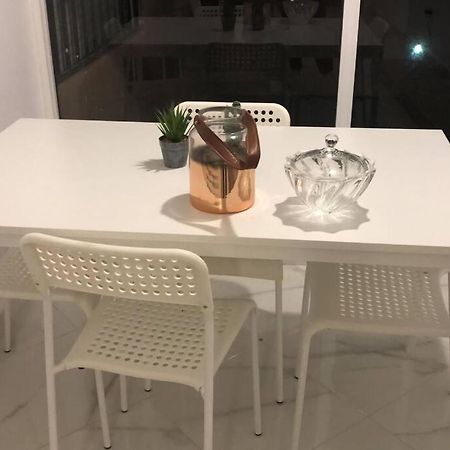 Appartement Center De Gueliz Avec Piscine Marrákes Kültér fotó