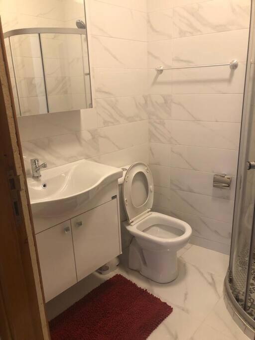 Appartement Center De Gueliz Avec Piscine Marrákes Kültér fotó