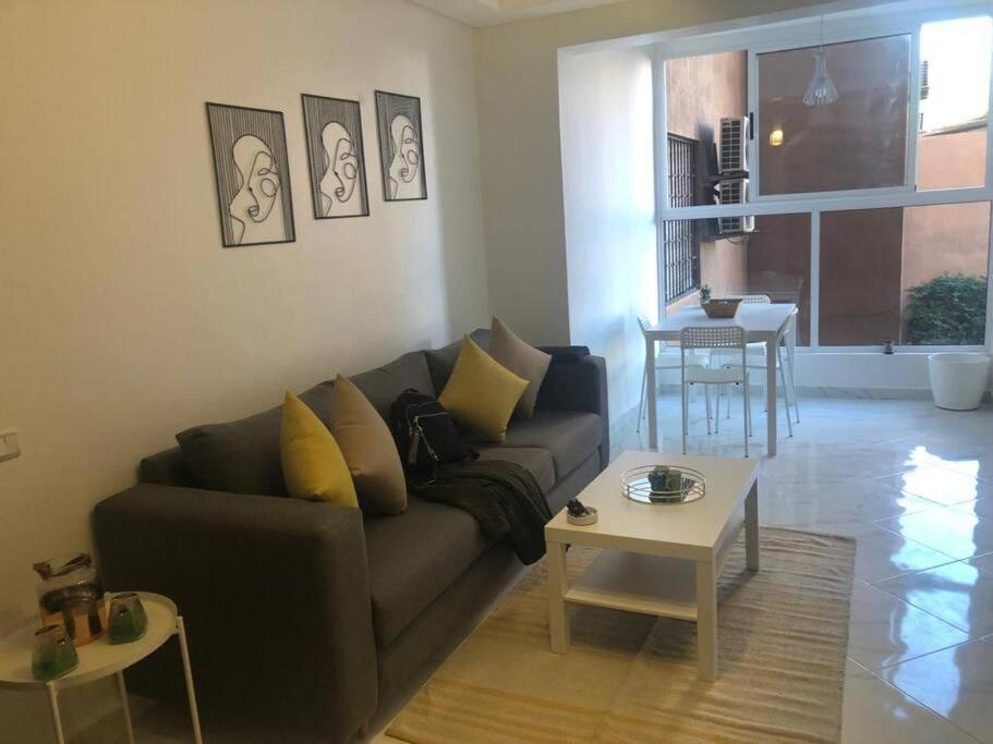 Appartement Center De Gueliz Avec Piscine Marrákes Kültér fotó